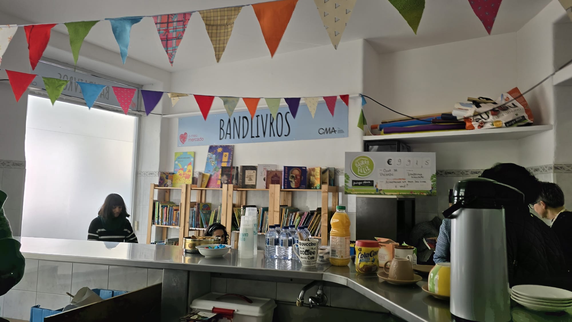 Espaço Bandlivros - Mercado Municipal de Almada