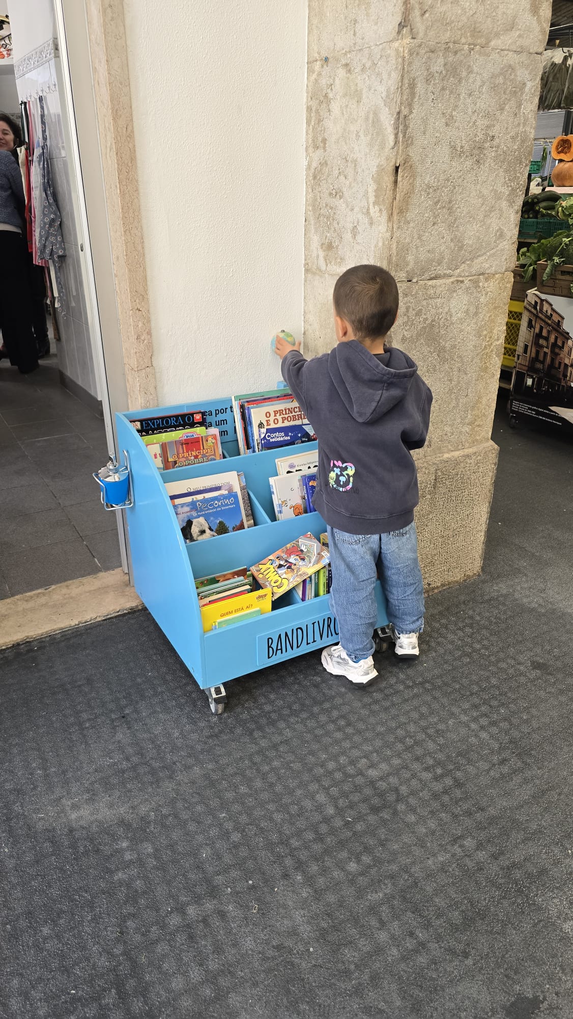 Espaço Bandlivros - Mercado Municipal de Almada