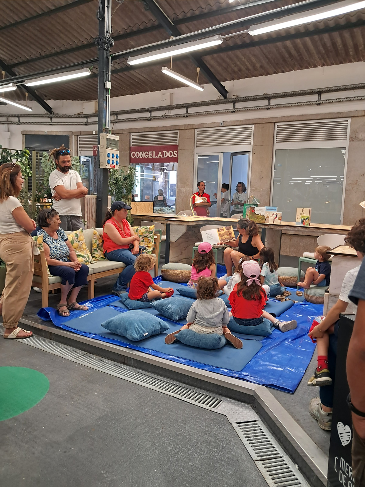 Espaço Bandlivros - Mercado Municipal de Almada